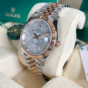 RLX Datejust 41mm 126331 Silver Fluted Motif Dial Two Tone Stainless Steel & 18K Rose Gold Jubilee Bracelet Men's Watch