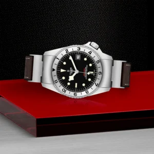 【7A Quality】TUDOR Black Bay P01 42mm Black Dial Men's Automatic Strap Watch M70150-0001