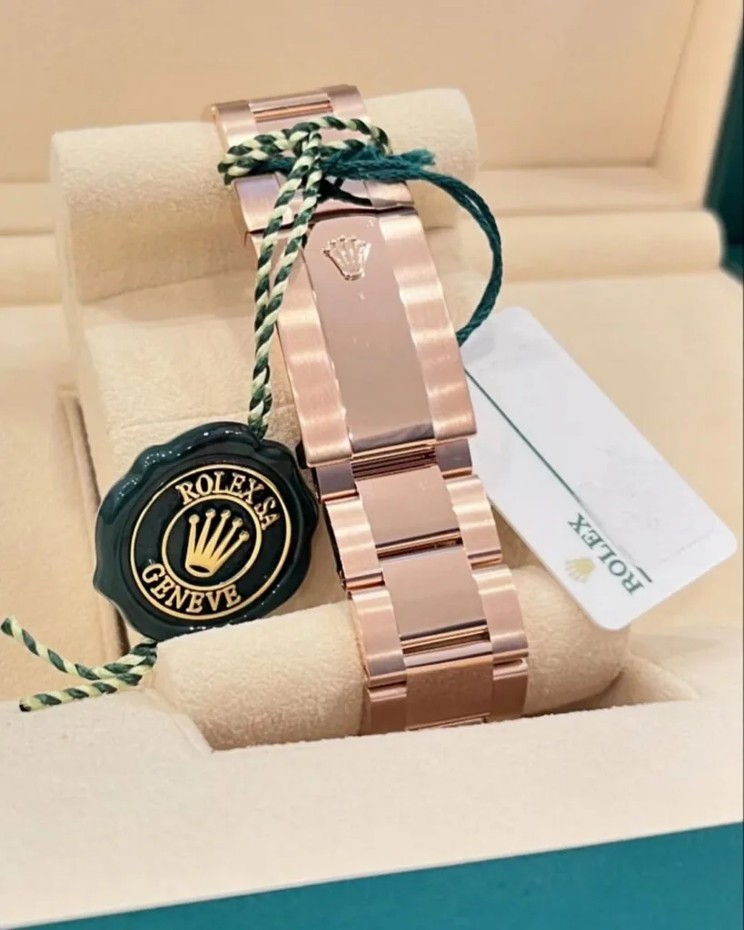 RLX Sky-Dweller 42mm 336935-0003/0007 Rose Gold White Dial Oyster
