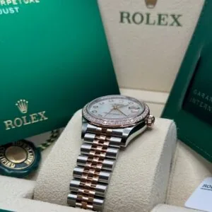 RLX Datejust m278381-0025/0026 Mother-of-Pearl Diamond 31mm Dial Diamond-Set Bezel and Oyster Bracelet Watch