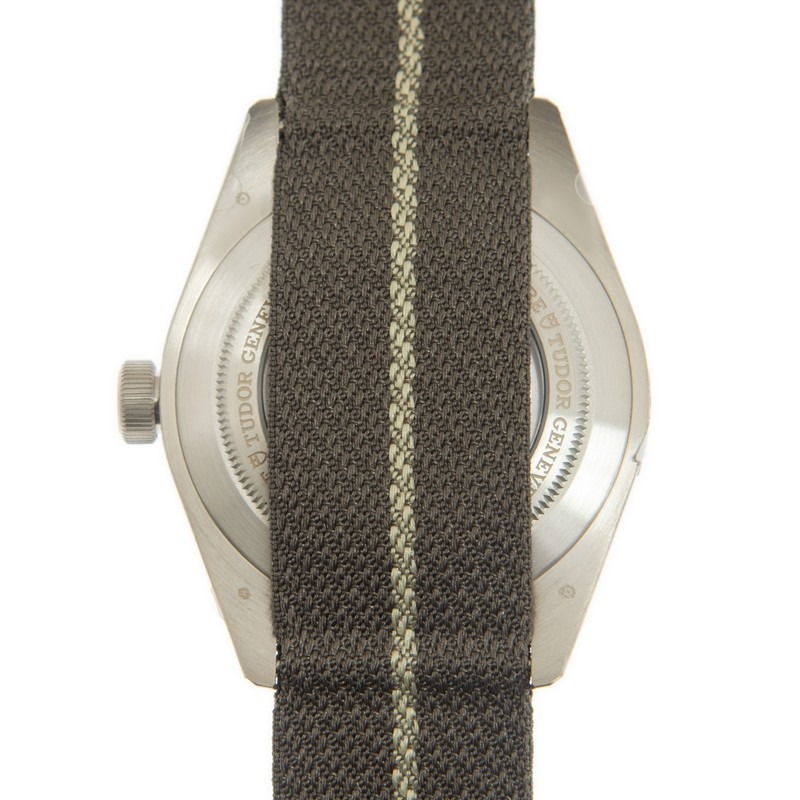 【7A Quality】TUDOR Black Bay 58 925 39mm Silver Case Taupe Dial Fabric Strap Watch