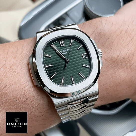 Patek Philippe Nautilus Steel 5711_1A-014 Green Dial Steel Replica on the wrist