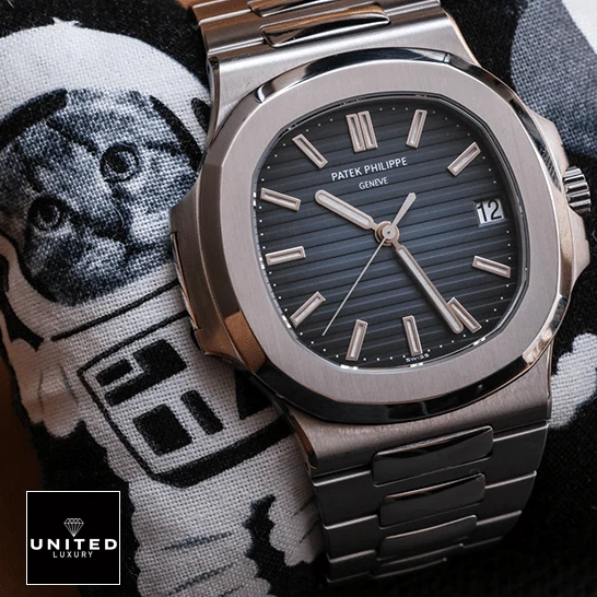 Patek Philippe 5711 1A 010 replica