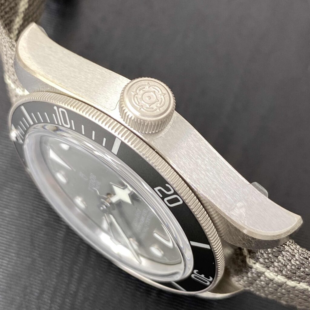 【7A Quality】TUDOR Black Bay 58 925 39mm Silver Case Taupe Dial Fabric Strap Watch