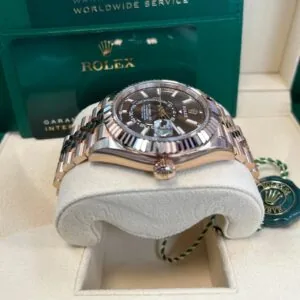 RLX Sky-Dweller 42mm 336935-0002/0006 Rose Gold Chocolate Dial Jubilee