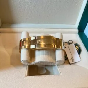 RLX Sky-Dweller 42mm 336938-0001/0004 Yellow Gold Champagne Dial Jubilee