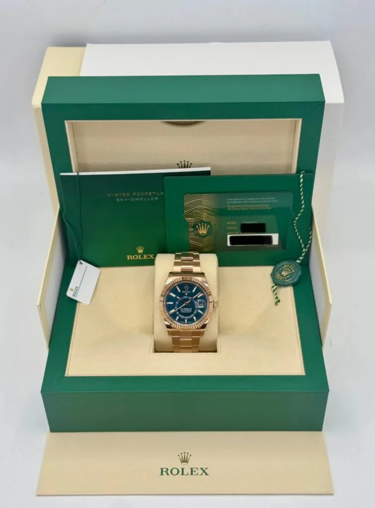 RLX Sky-Dweller 42mm 336935-0001/0005 Rose Gold Blue Dial Oyster