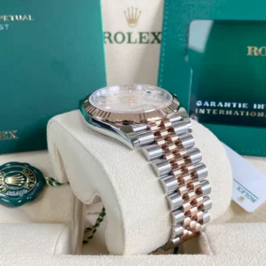 RLX Datejust 41mm 126331 Silver Fluted Motif Dial Two Tone Stainless Steel & 18K Rose Gold Jubilee Bracelet Men's Watch