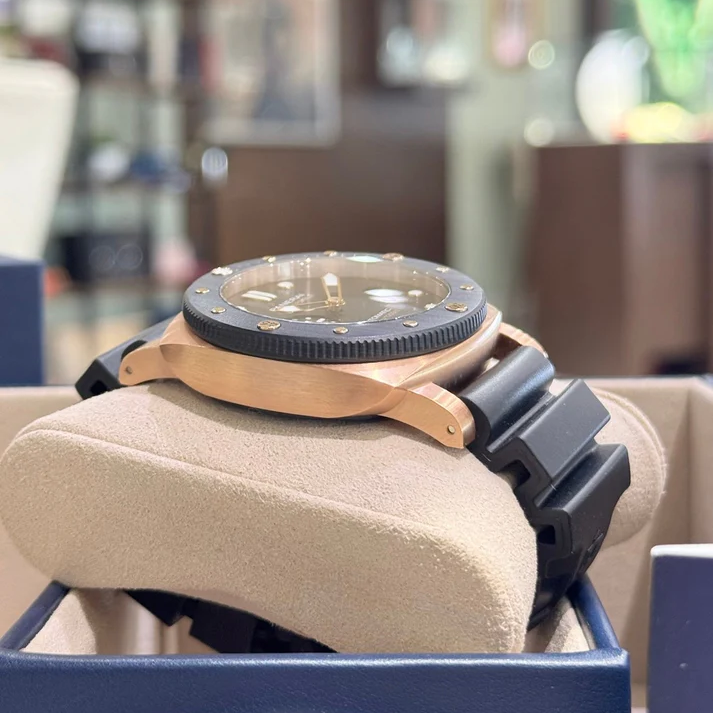 【7A Quality】Panerai Submersible QuarantaQuattro Goldtech™ OroCarbo 44mm PAM02070