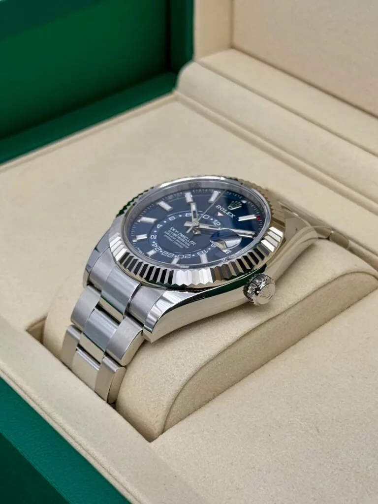 RLX Sky-Dweller 42mm 336934-0005/0006 Stainless Steel Blue Dial Jubilee