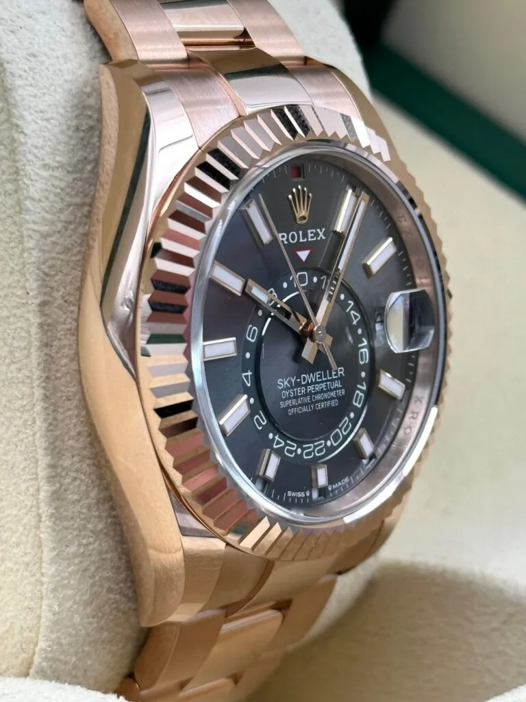 RLX Sky-Dweller 42mm 336935-0004/0008 Rose Gold Rhodium Dial Oyster