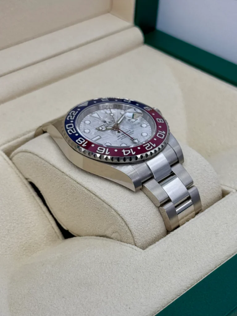 RLX GMT-Master II 40mm 126719BLRO-0002