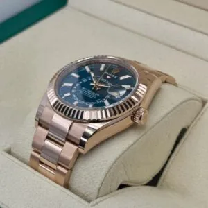 RLX Sky-Dweller 42mm 336935-0001/0005 Rose Gold Blue Dial Oyster